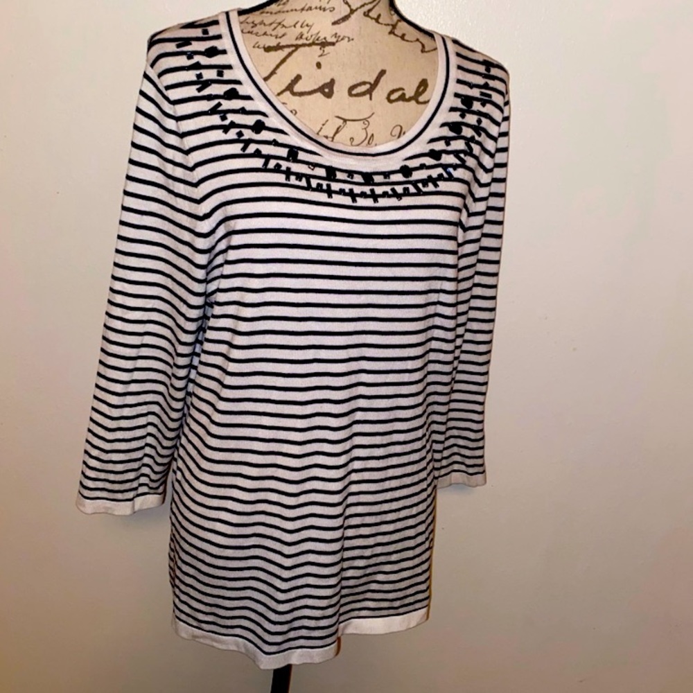 ▪️♦️NWT Madison Michelle Sweater▪️